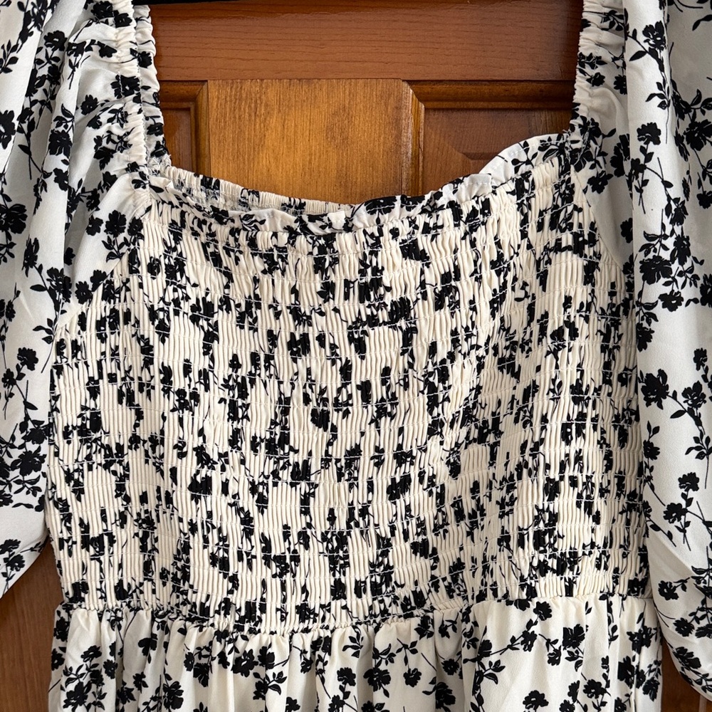 Bohme Black and White Floral Midi Dress - Picture 4 of 4